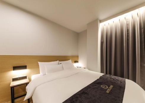 Gwangju Divine Hotel Gwangju Metropolitan City Zimmer foto